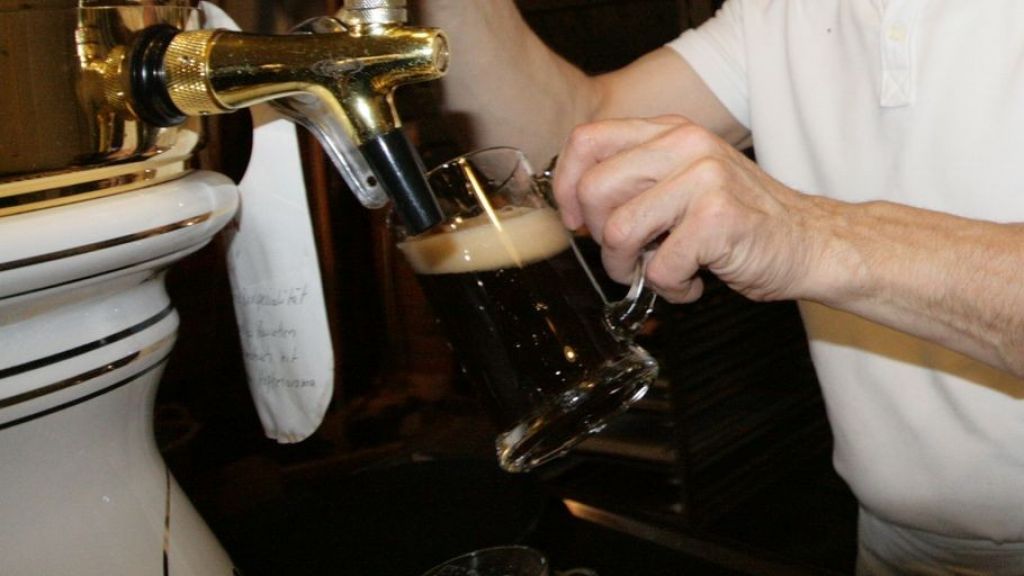 Karneval: Kreis Olpe warnt vor Alkoholmissbrauch durch Minderjährige