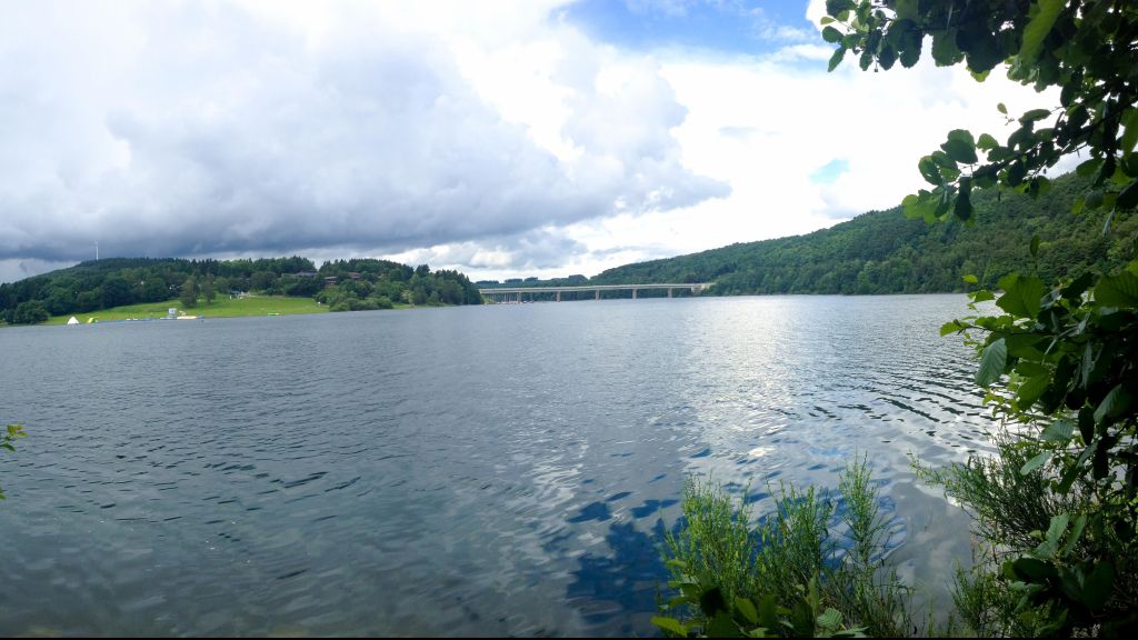 Konnex Club segelt auf dem Ijsseelmeer