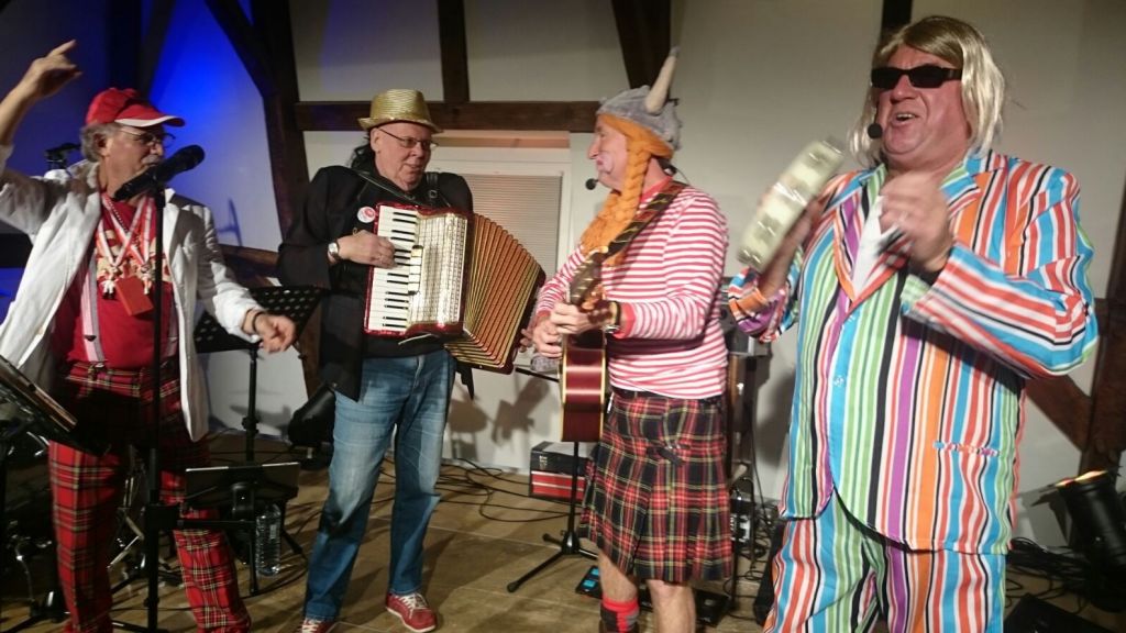 „Driem Beus“ treten am Samstag, 27. Januar, in Hützemert auf.