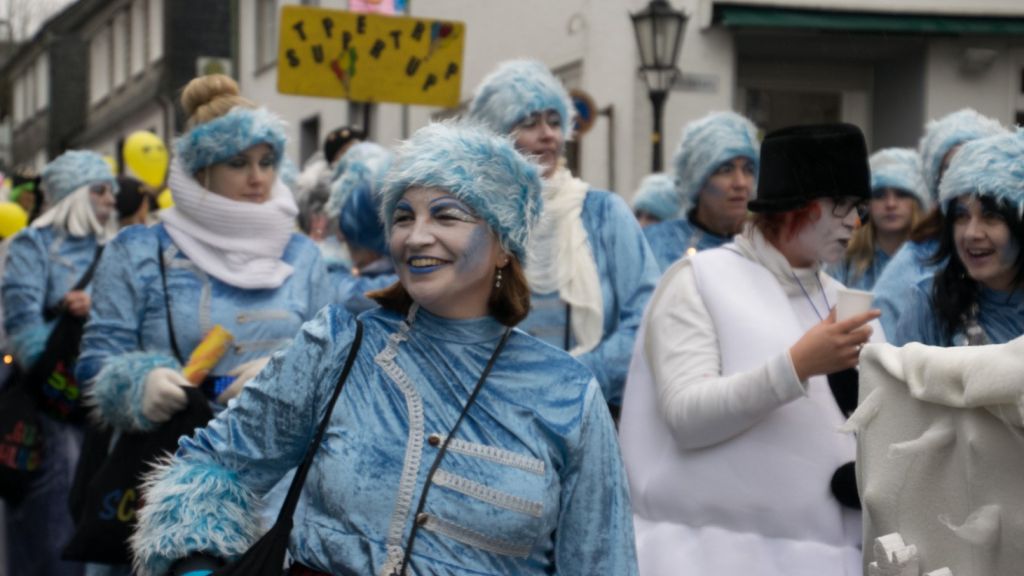Nach Wind und Dauerregen im Vorjahr hoffen die Dräulzer Narren für den Altweiber-Umzug am kommenden Donnerstag auf besseres Wetter.