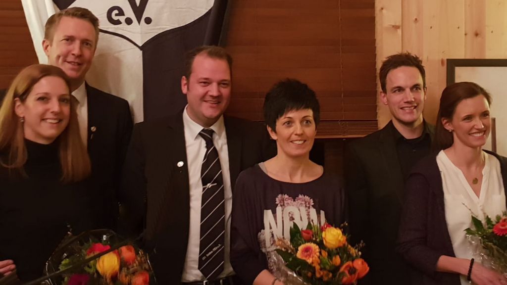 Wurden verabschiedet (von links): Michael Seidel, Oliver Schulte und Klaus-Peter Koch mit ihren Frauen.