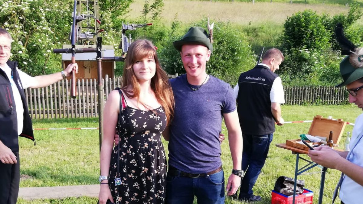 André Kathol und Isabell Kellermann regieren über die Serkenroder Jungschützen.
