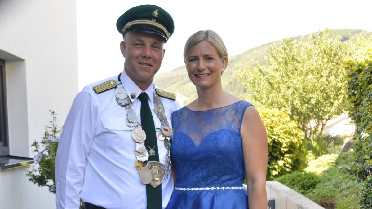 Ihre Regentschaft endet am Montag: Königspaar André und Stefanie Zepke.