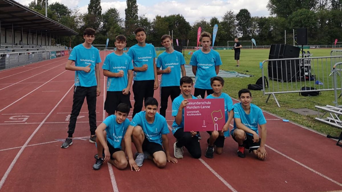 Die Jungs der Sekundarschule holten sich beim innogy-Staffellauf in Wesel den zehnten Platz.