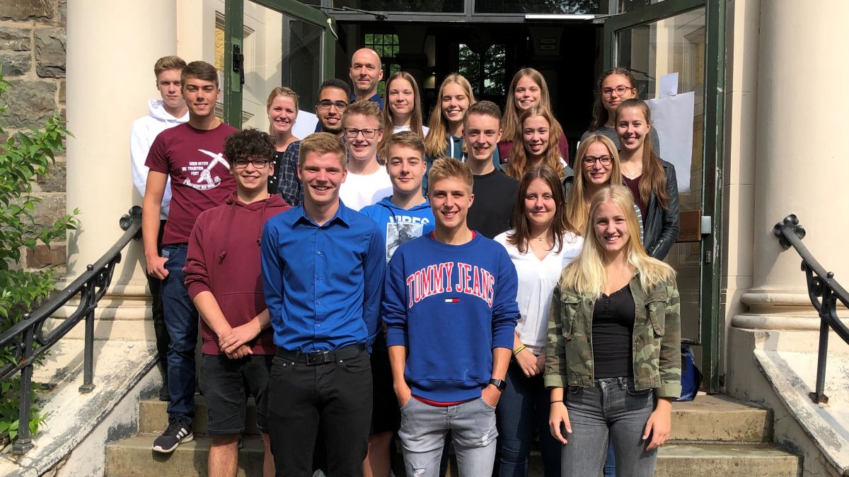 Die 18 neuen Übungsleiter wurden am Rivius Gymnasium ausgebildet. 