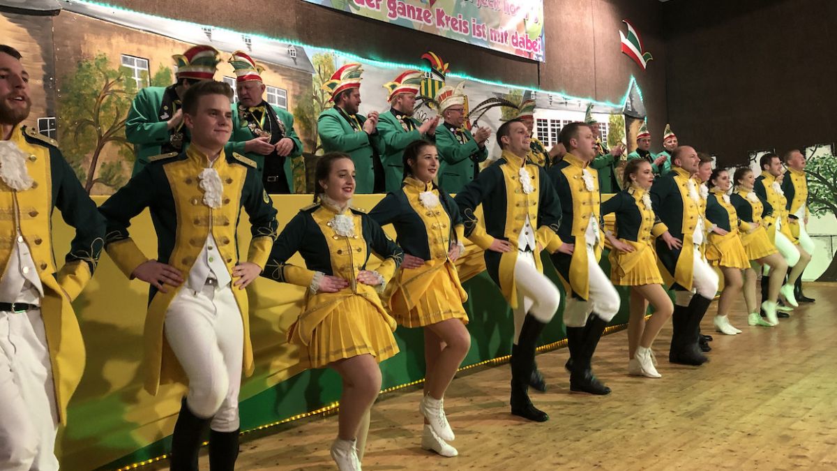 Die Prinzengarde Bilstein freut sich auf eine bunte Prunksitzung.