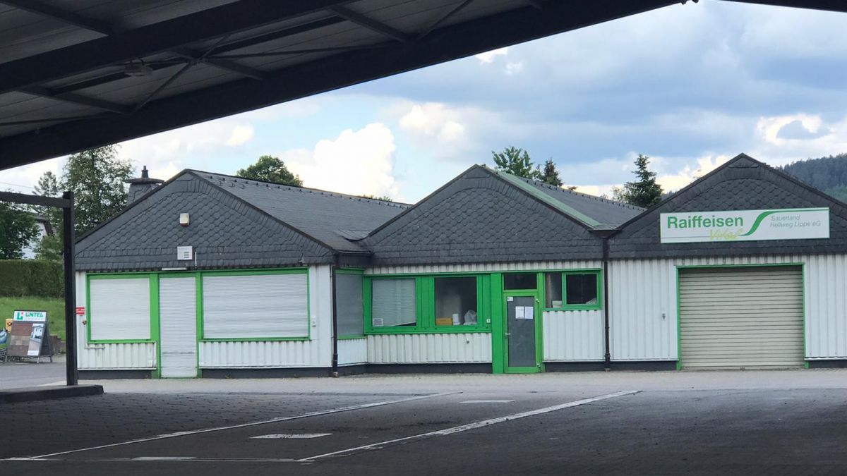 Gehen am Standort in Welschen Ennest bald die Rollos runter?