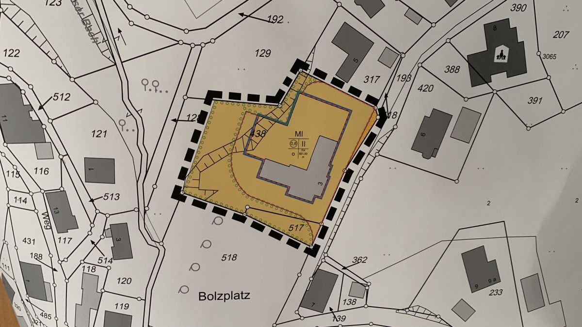 Hermes Fassadenreinigung will ehemalige Grundschule weiter ausbauen