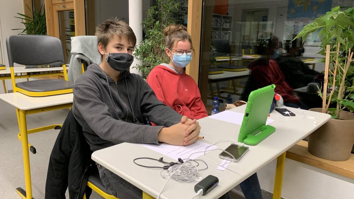 Die Sekundarschüler aus Olpe und Drolshagen nutzten die Möglichkeit, amerikanische Politik in die Schule zu holen.