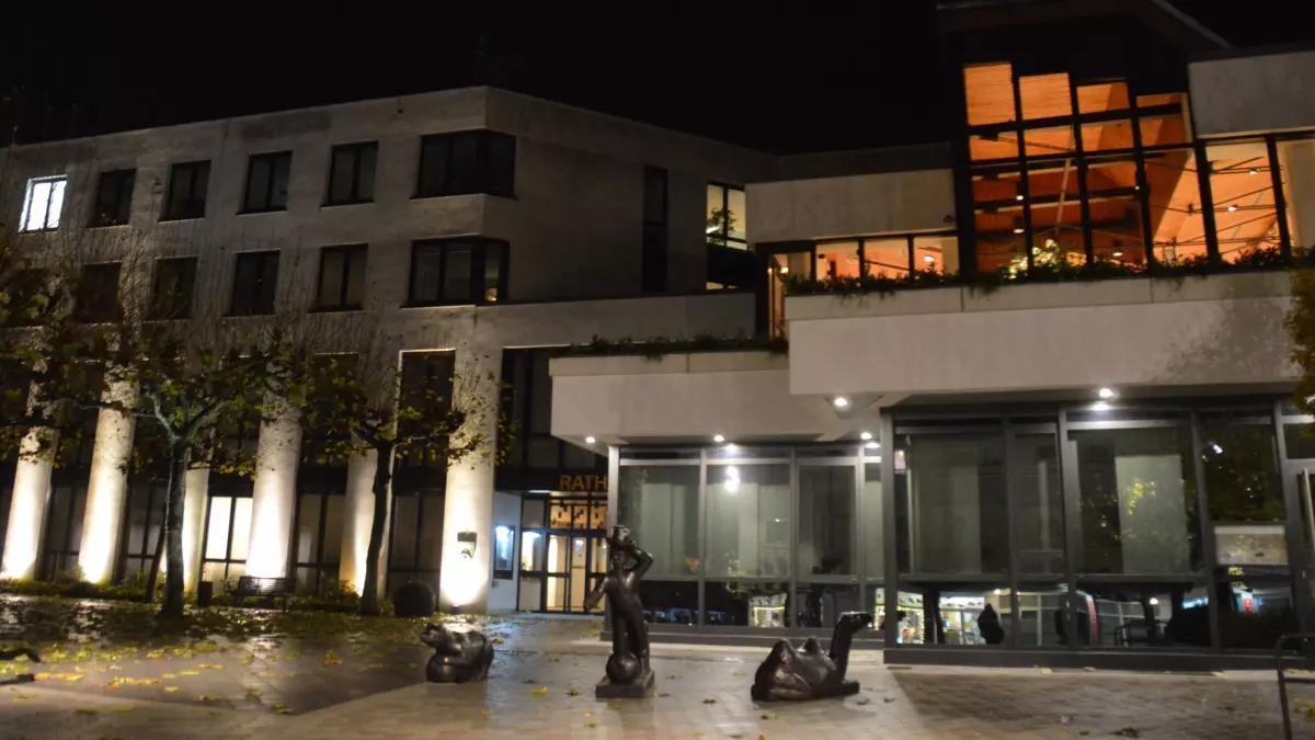 Das Finnentroper Rathaus soll energetisch ertüchtigt werden.