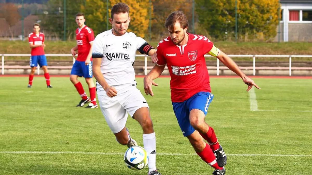 Zur Hinserie der heimischen Fußballsaison 2021/22 bietet die Hansestadt Attendorn wieder das Attendorn-Tippspiel an.