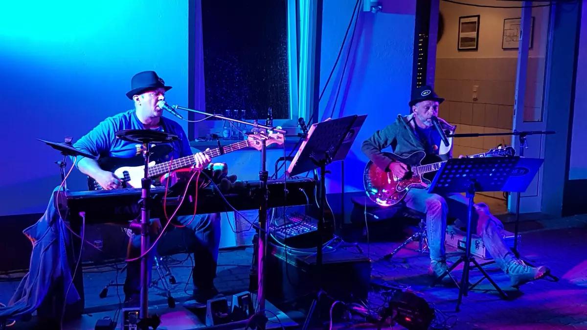 Das Foto zeigt den Auftritt von „HÄ?“ beim Sportfest 2019.