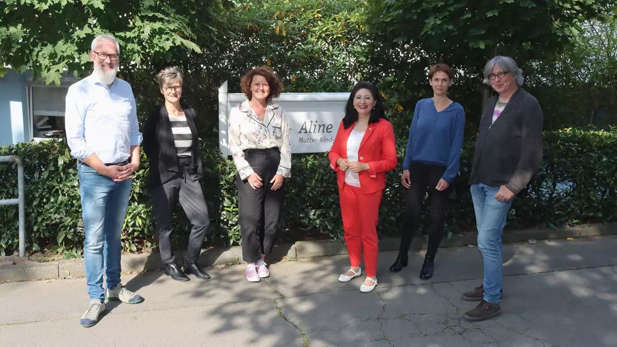 Tauschten sich bei der GFO aus (von links): Reinhard Geuecke, Eva Maubach-Maiworm, Marion Weidlich, Nezahat Baradari, Susanne Schönauer und Heinz Brüggemann.