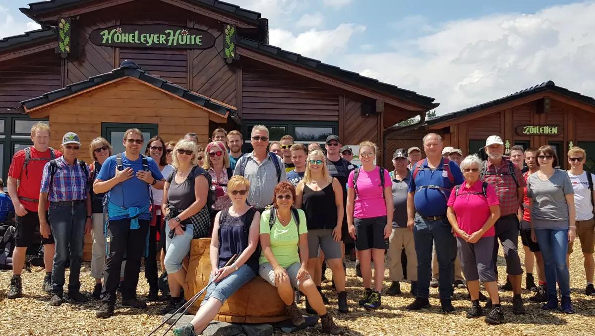 2019 wanderte die Truppe auf Einladung des SV Brachthausen-Wirme über den Rothaarsteig.