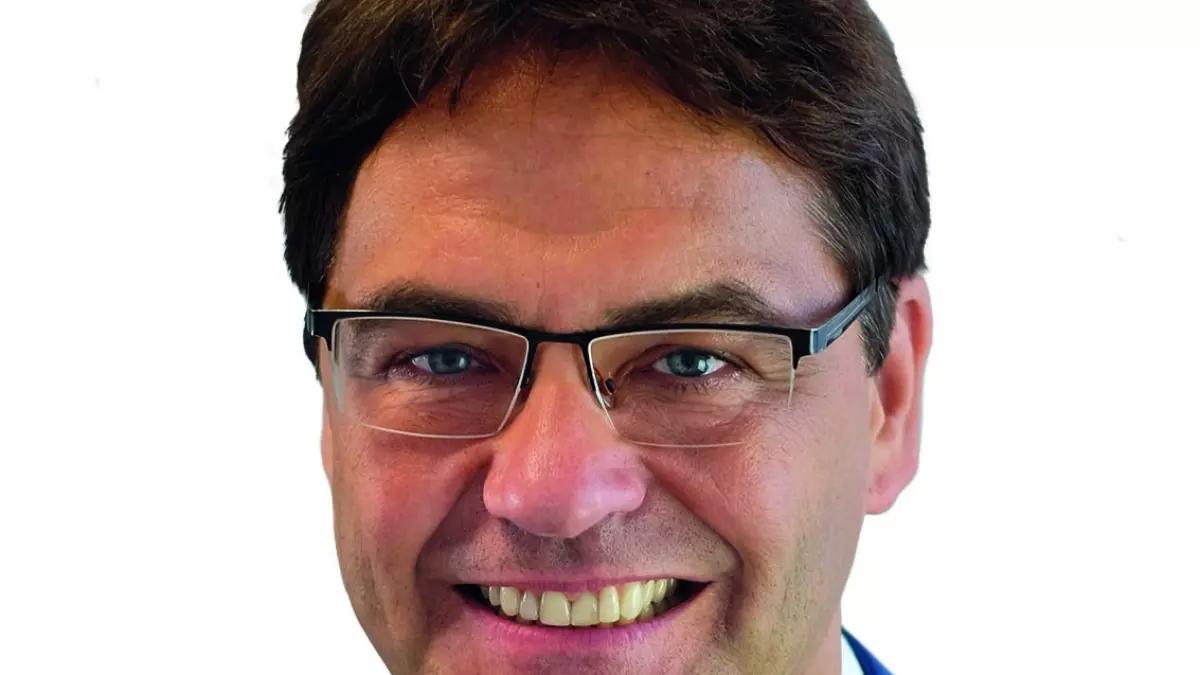 Dr. Peter Liese rät sich impfen oder boostern zu lassen.