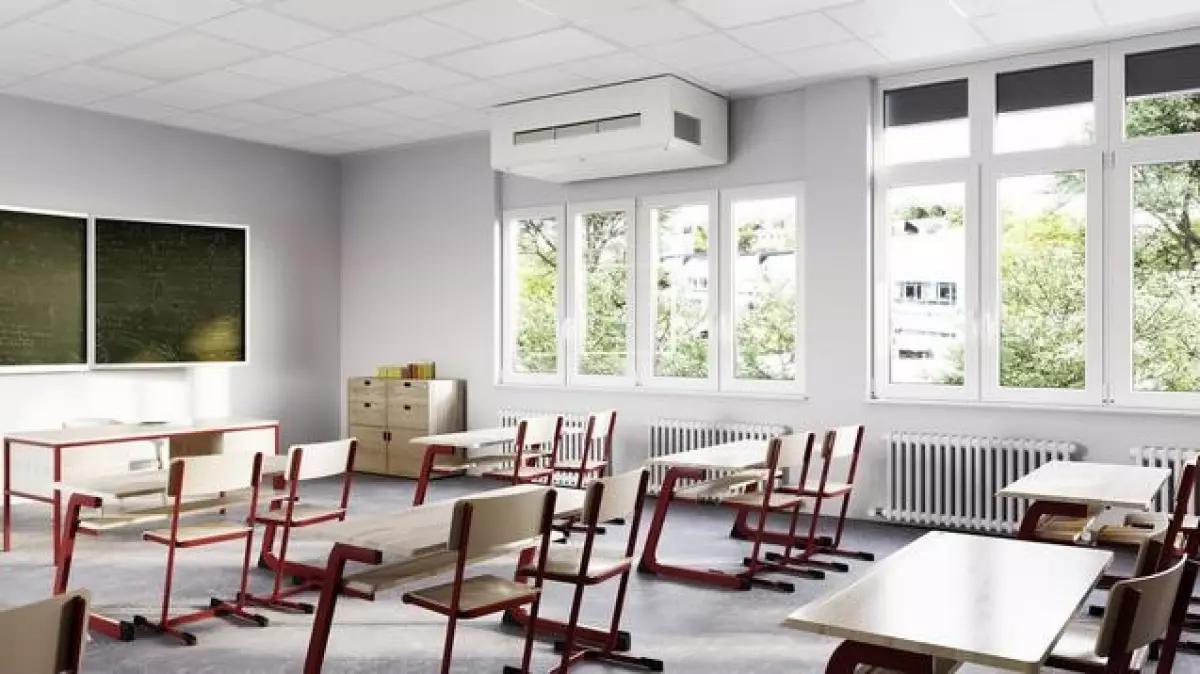 Lüftungsanlage in einem Klassenraum.