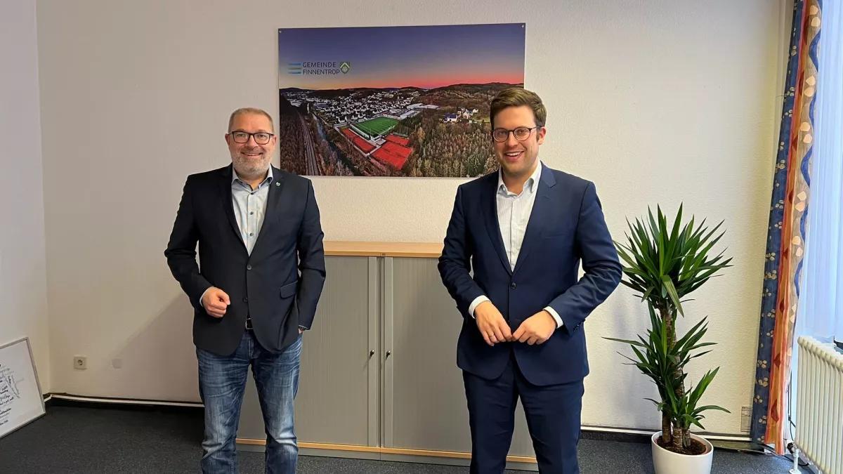 Florian Müller besuchte in Finnentrop Bürgermeister Achim Henkel (links) im Rahmen seines Antrittsbesuchs.