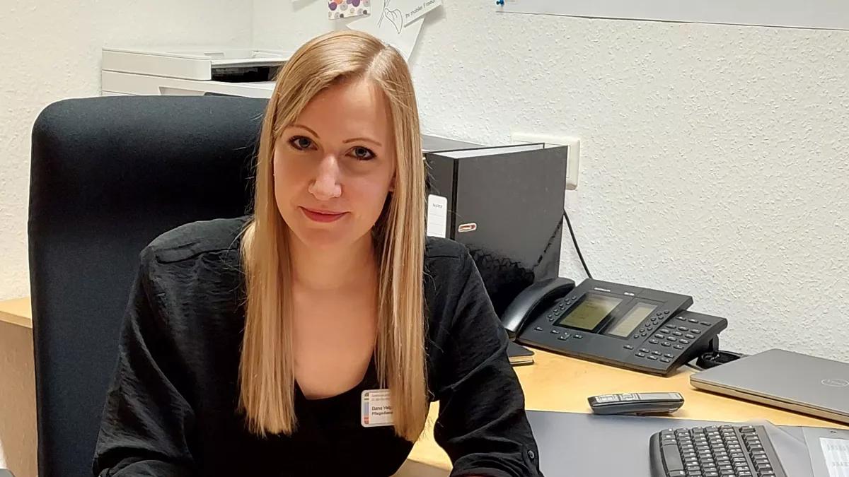 Dana Valperz ist Pflegedienstleiterin in Seniorenzentrum St. Gerhadus in Drolshagen. Die Ausbildung in der Pflege war für sie die richtige Entscheidung.