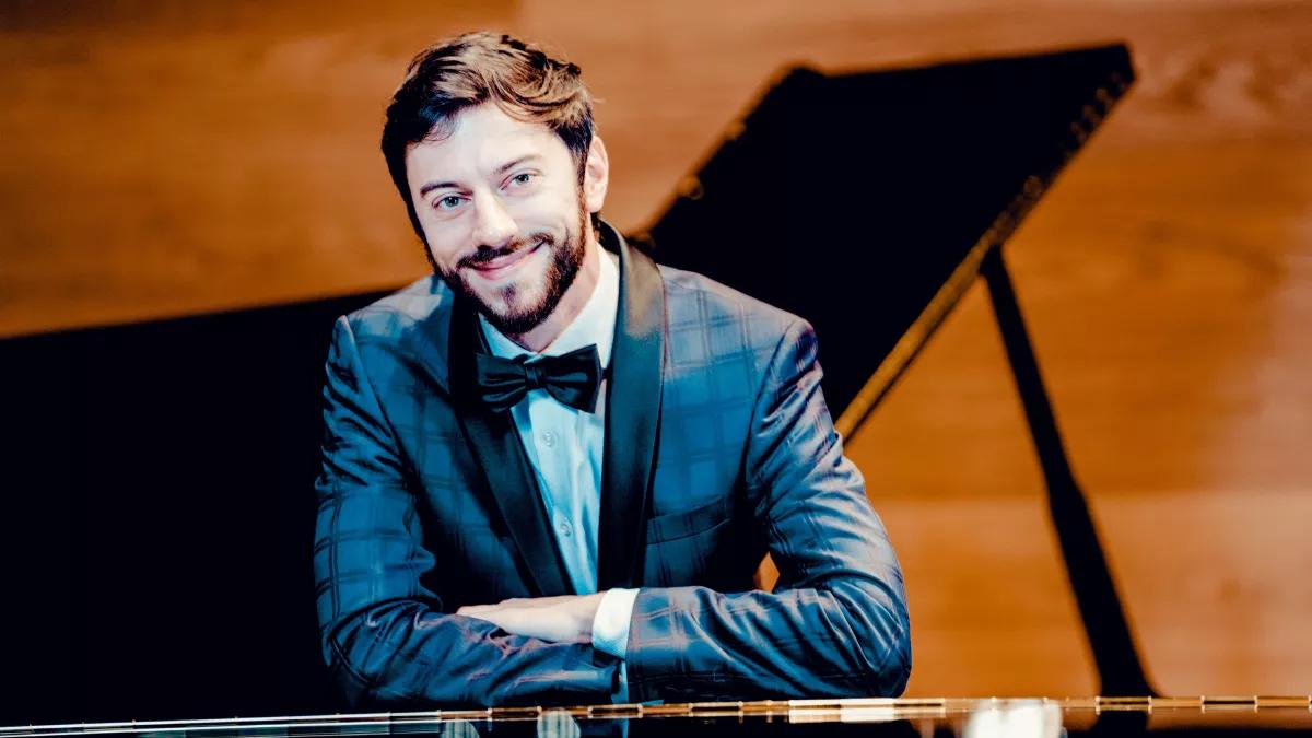 Kulturgemeinde Finnentrop lädt zum Konzert mit Philipp Scheucher ein.