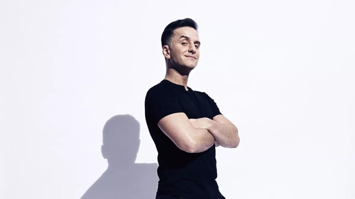 Comedian Özcan Cosar tritt in der Attendorner Stadthalle auf.