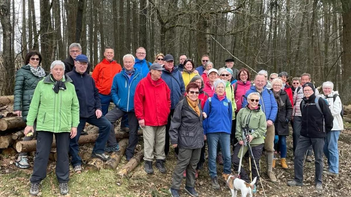 SGV Drolshagen: 56 Wanderer auf dem Weg zur Hitzenalm