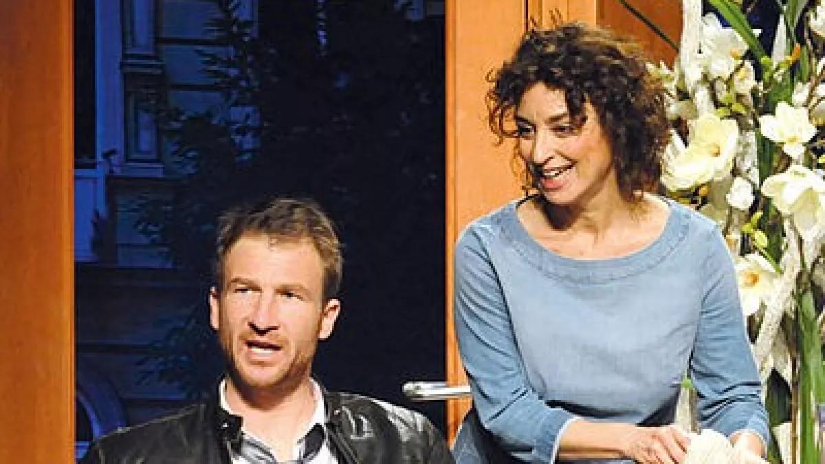 Die Schauspieler Isabell Varell und Heiko Ruprecht treten am Samstag, 20. März, in Finnentrop auf.