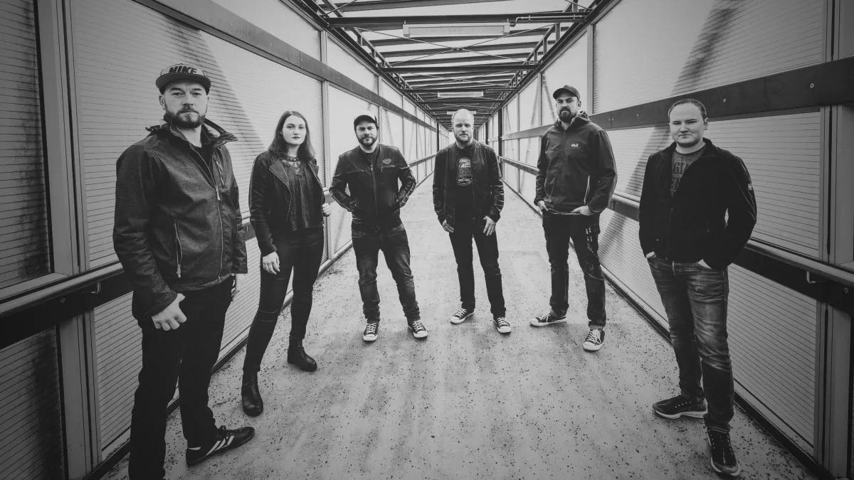 „In Between“ wollen das Duarphius Ostentrop rocken.