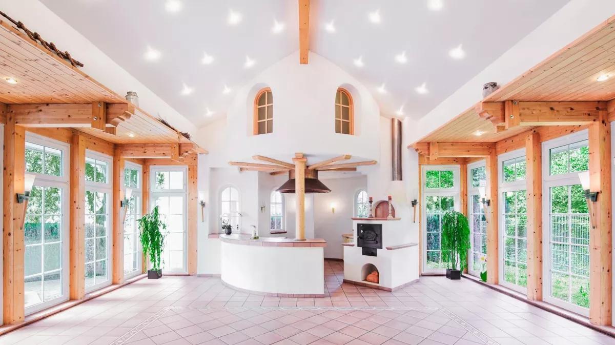 Im Festsaal haben Gesellschaften mit bis zu 180 Personen Platz.