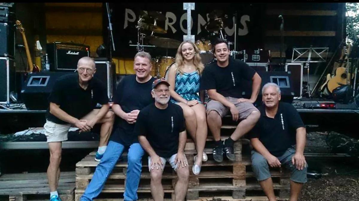 Die Band „Petronius“ tritt am Freitag, 25. März, im Schrabbenhof auf.