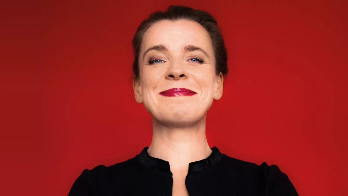 Tina Teubner: Musikkabarett mit Humor und Herzenswärme
