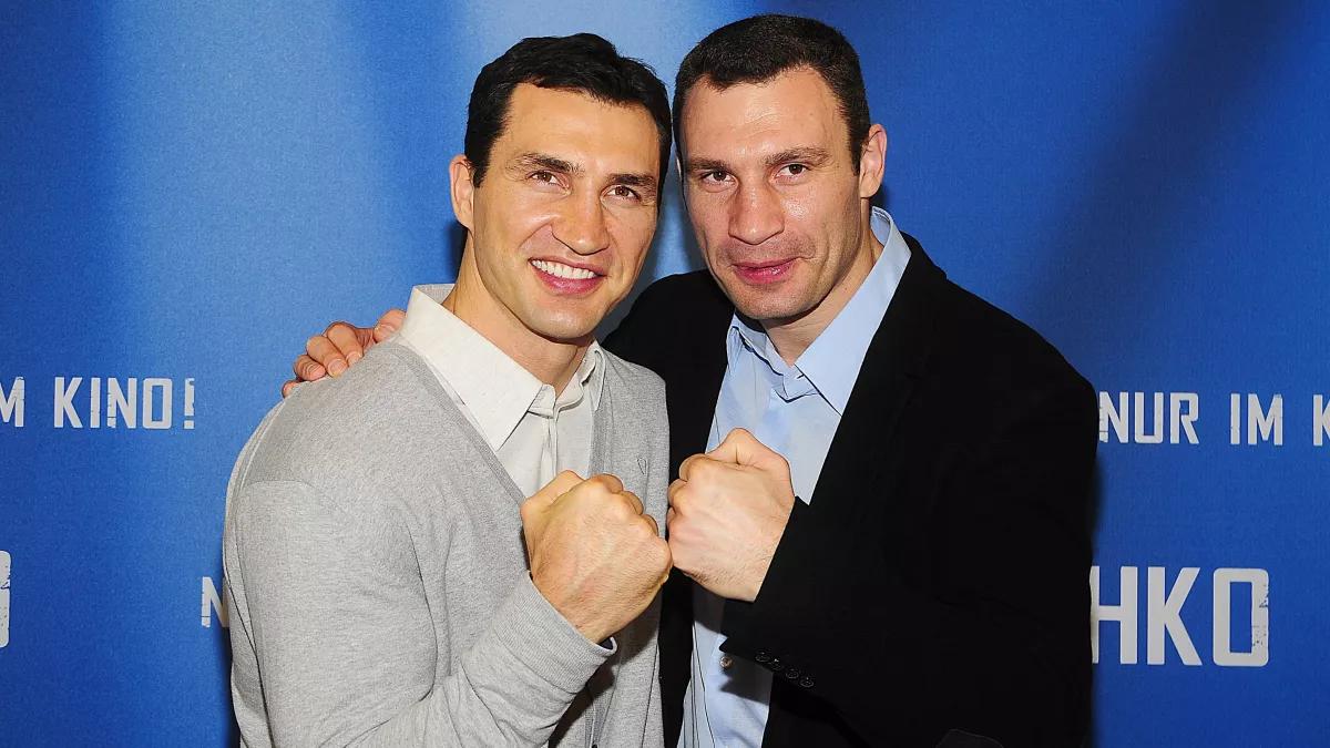 Wladimir (l.) und Vitali Klitschko bei der Filmpremiere im Jahr 2011.
