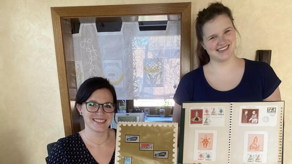 Simone (links) und Hanna Sauermann.