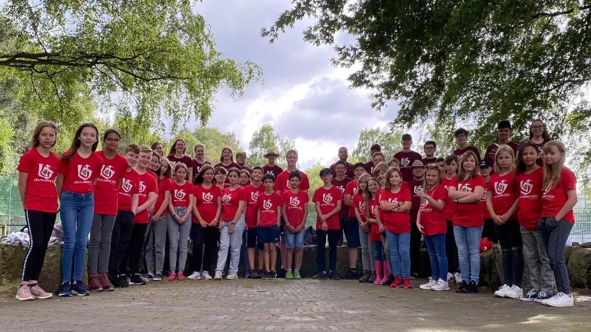Das Gruppenfoto vom Zeltlager 2021.