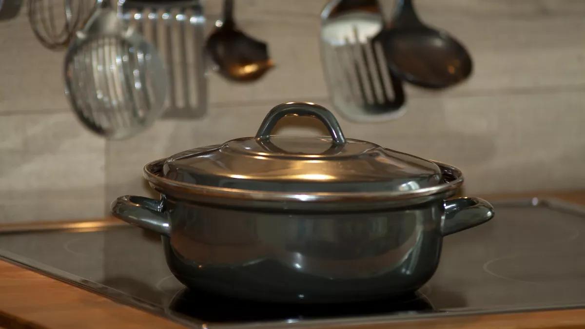 Für Hilfsbedürftige werden Kochtöpfe, Küchenutensilien, Kochbesteck und einiges mehr gesucht.