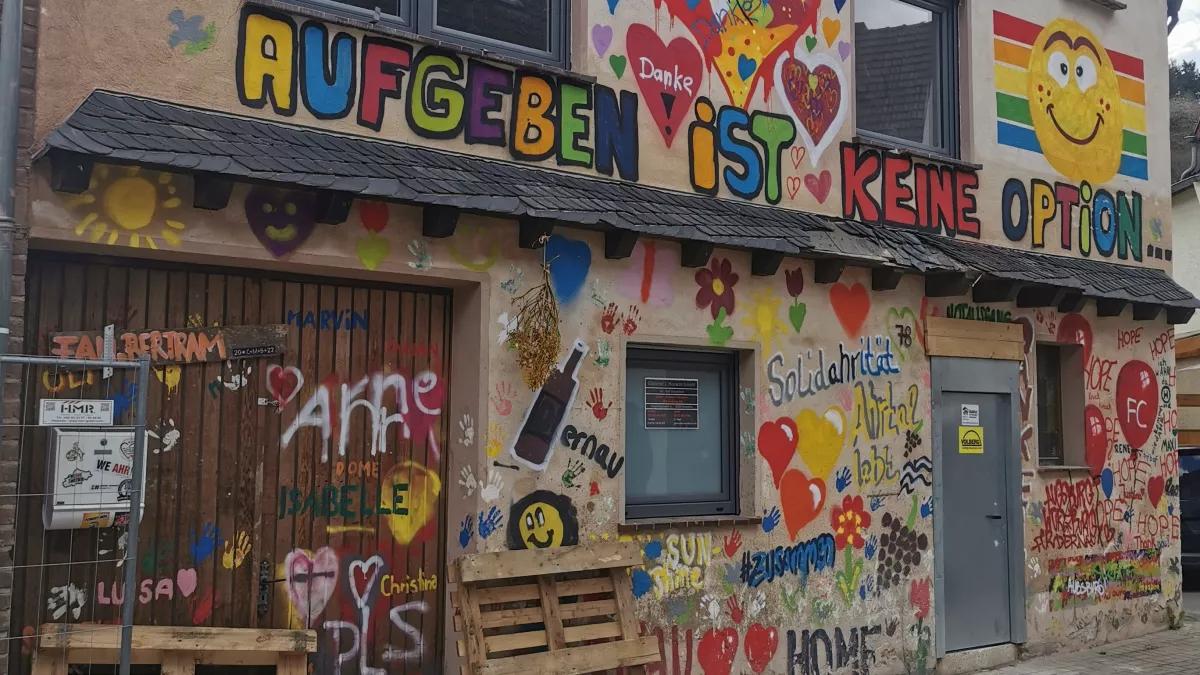 Der Wiederaufbau nach der Flutkatastrophe im Ahrtal wird noch Jahre dauern.